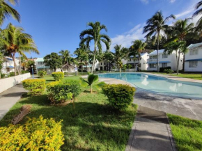Peaceful & Scenic Villa on the Beach